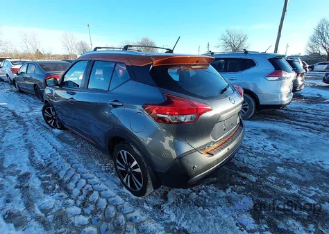 2020 Nissan Kicks Sr Xtronic Cvt z USA, uszkodzony, nr VIN 3N1CP5DV8LL552559